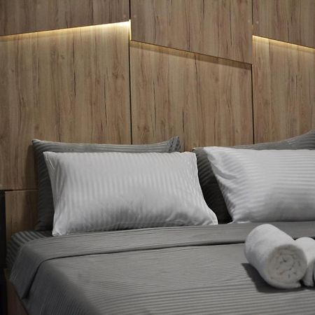 סקופיה Elite Central Suites מראה חיצוני תמונה