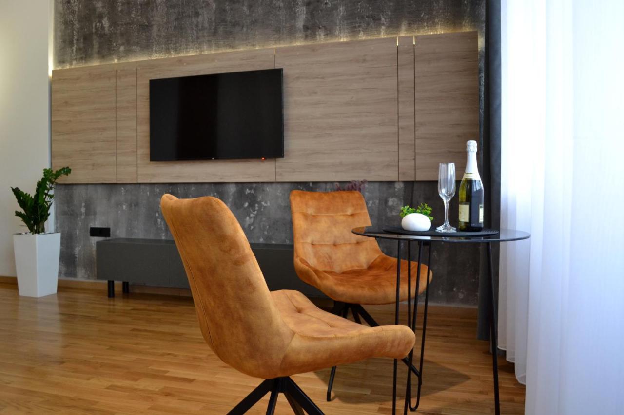 סקופיה Elite Central Suites מראה חיצוני תמונה