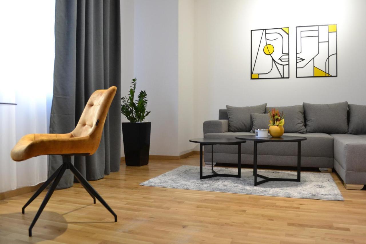 סקופיה Elite Central Suites מראה חיצוני תמונה