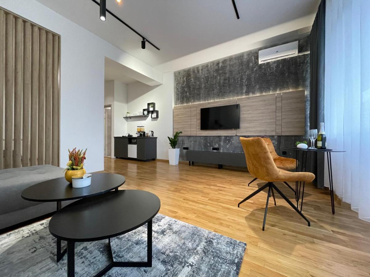 סקופיה Elite Central Suites מראה חיצוני תמונה